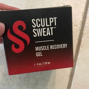 Sculpt Sweat Muscle Recovery Gel. Use it after the Thermogenic workout enhancer